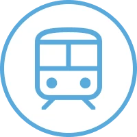  電車でお越しの方